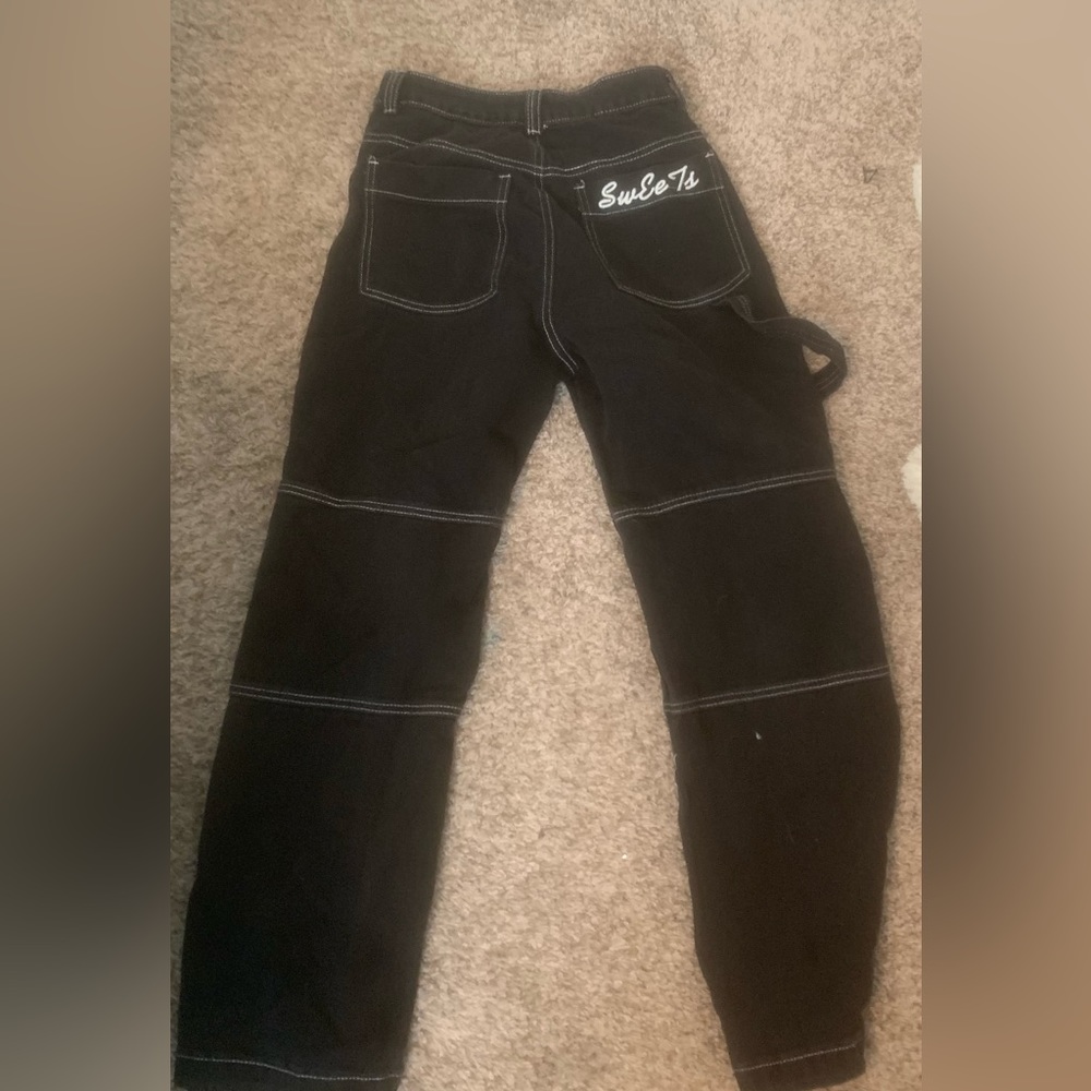 Black high waisted cargo pants🖤